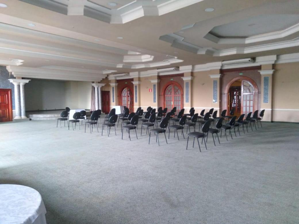 Virgilius Palace Hotel Araxa Exterior photo